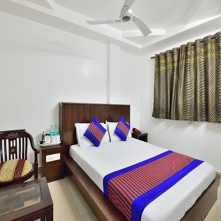 Hotel Sai International Nowe Delhi Zewnętrze zdjęcie